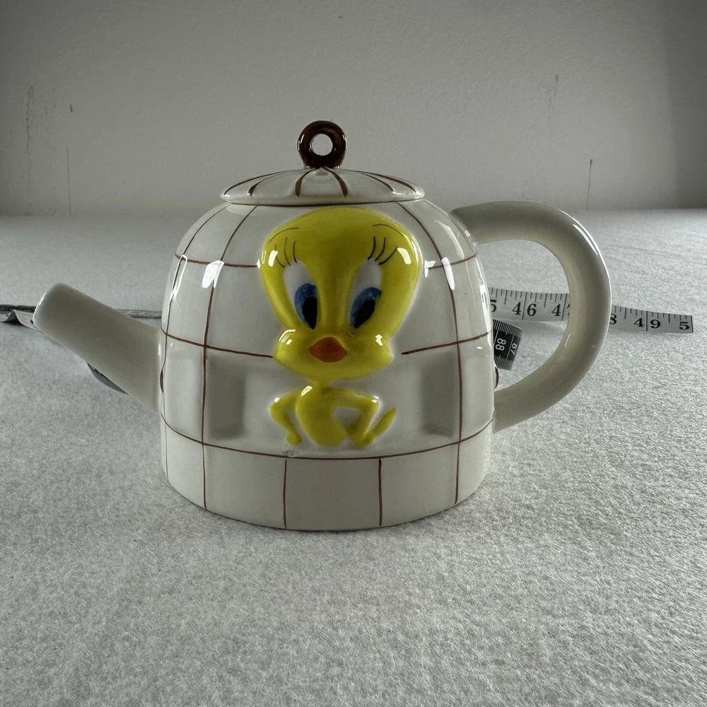 Vintage 1997 Giftco Warner Bros‎ Tweety Bird Ceramic Teapot Lid Looney Tunes